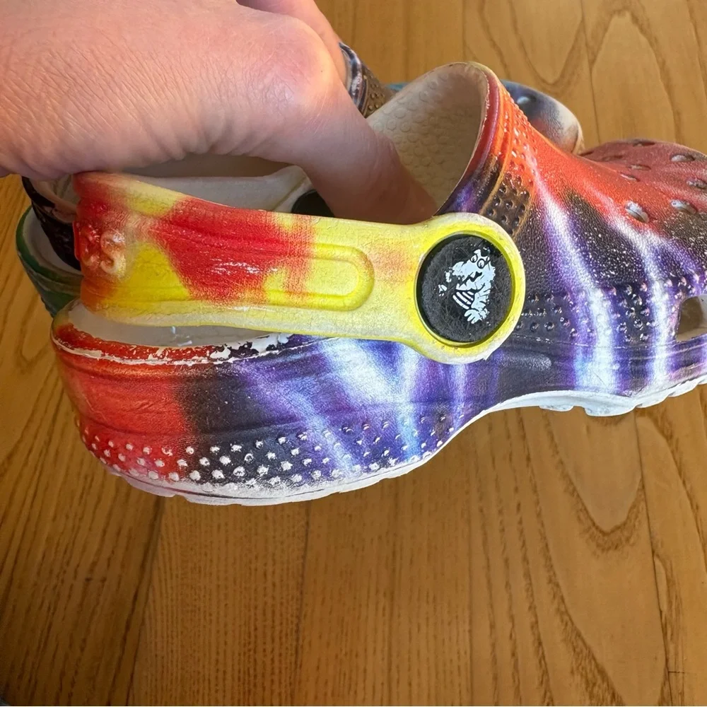 Crocs Classic Tie Dye Clogs Shoes Rainbow Slip On 205451 Kids Girls Gn 7 Toddler